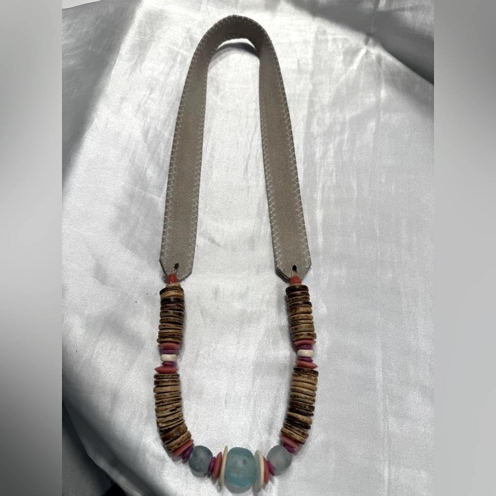Twine & Twig Mid-Classic Necklace